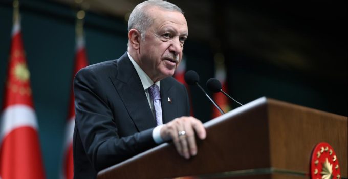 Cumhurbaşkanı Erdoğan’dan Sultanlar Ligi şampiyonu Vakıfbank’a tebrik mesajı