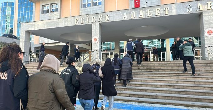 FETÖ’nün öğrenci yapılanmasına operasyon: 6 şüpheli tutuklandı