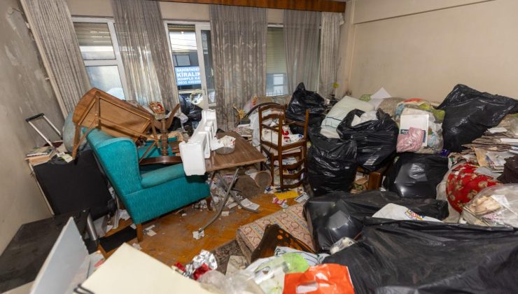 İzmir’de evden 4 kamyon çöp çıktı