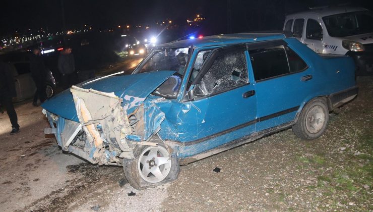 Amasya’da iki otomobil çarpıştı: 6 yaralı