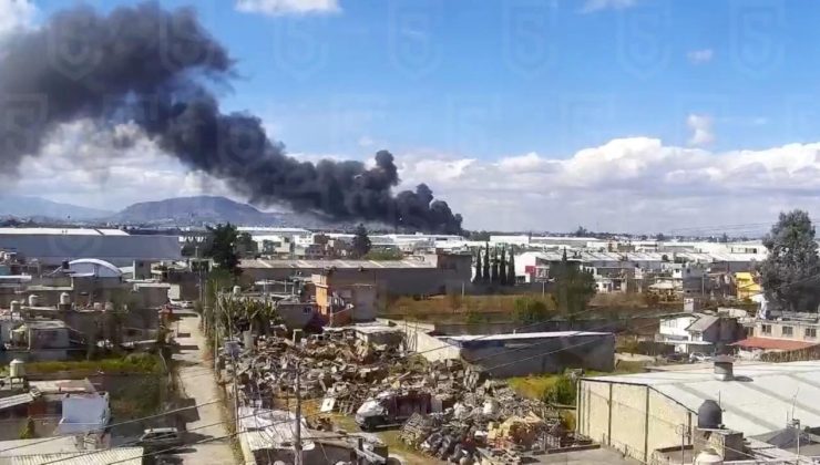 Meksika’da küçük uçak düştü: En az 7 ölü