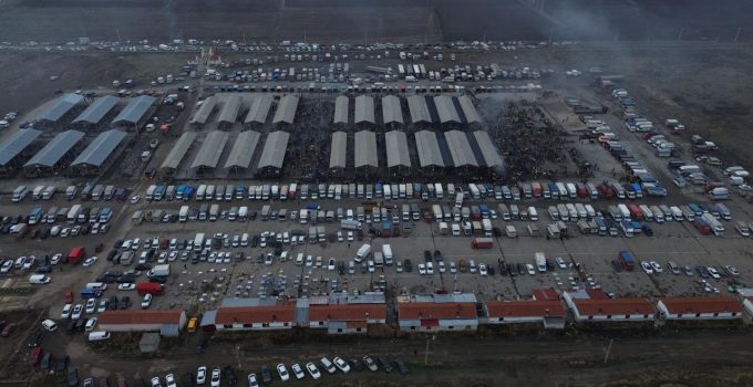 Şarkışla Canlı Hayvan Pazarı yeniden açıldı