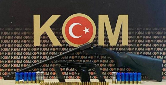 Kars’ta yasa dışı silah ticaretine operasyon: 10 gözaltı