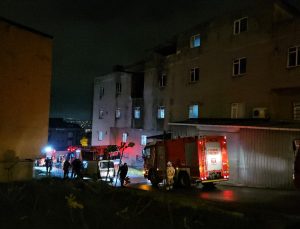 Arnavutköy’de fabrikada çıkan yangında 3 kişi yaralandı