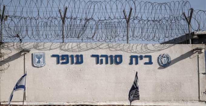 Ofer Hapishanesini basan eli kanlı bakan Ben-Gvir, Filistinlilere yapılan işkenceyi övdü