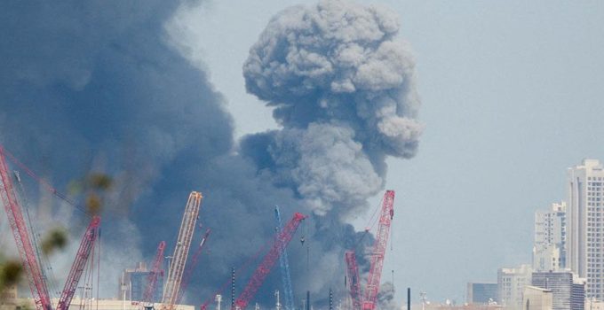 İran, Bahreyn’de ABD’ye ait üs ve hedeflerin vurulduğunu duyurdu