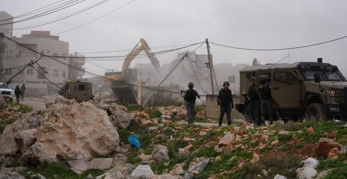 Soykırımcı İsrail, Batı Şeria’nın coğrafi bütünlüğünü bozan çalışmaları hızlandırdı