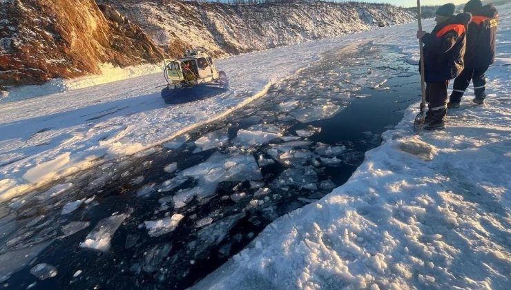 Rusya’da Baykal Gölü’nde buz altına giren araçta 8 kişi öldü