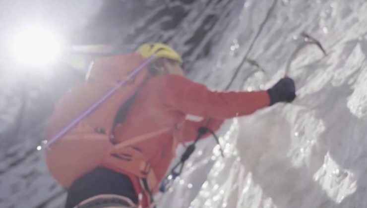 Everest’te bir ilk: Öldü sanılan rehber altı gün sonra sürünerek geri döndü