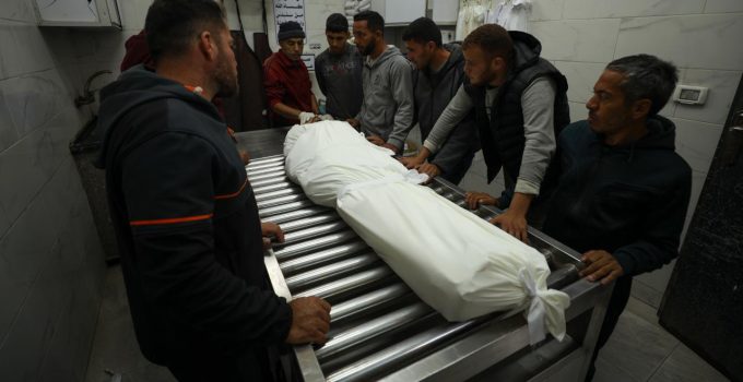 Katil İsrail ateşkese rağmen Gazze’ye saldırdı: 9 ölü