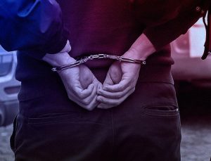 Konya merkezli operasyonda 5’i doktor 10 şüpheli gözaltına alındı