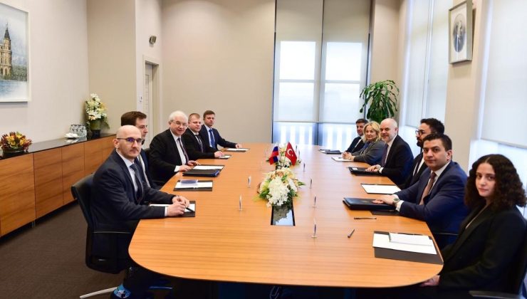 Akif Çağatay Kılıç, Rusya Dışişleri Bakanlığı özel temsilcisi Hovayev ile görüştü