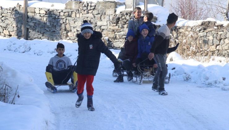 2 ilde eğitime kar engeli