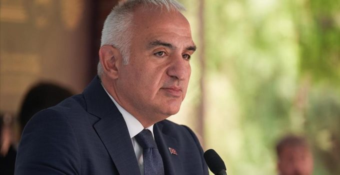 Bakan Ersoy: Kurban Bayramı tatilinin 9 gün olması turizm açısından olumlu olur