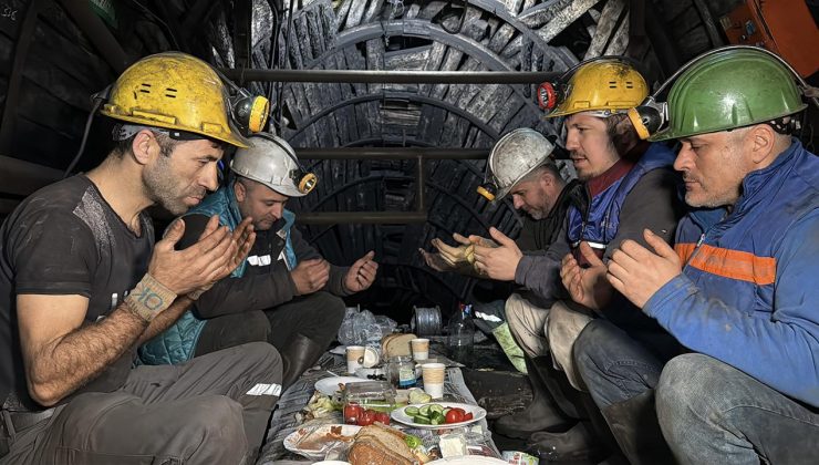Yerin 120 metre altında sahur sofrası