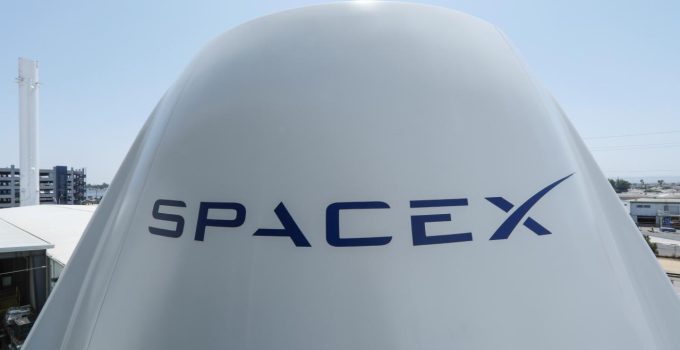 Musk’ın uzay şirketi SpaceX halka arz başvurusu yaptı