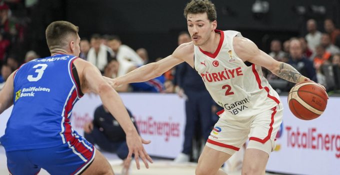 12 Dev Adam Sırbistan’ı mağlup etti