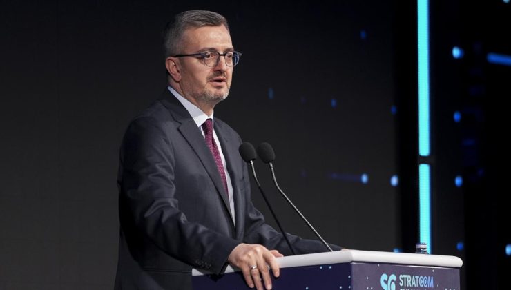 İletişim Başkanı Duran, 8. Cumhurbaşkanı Özal’ı vefatının 33. yılında andı