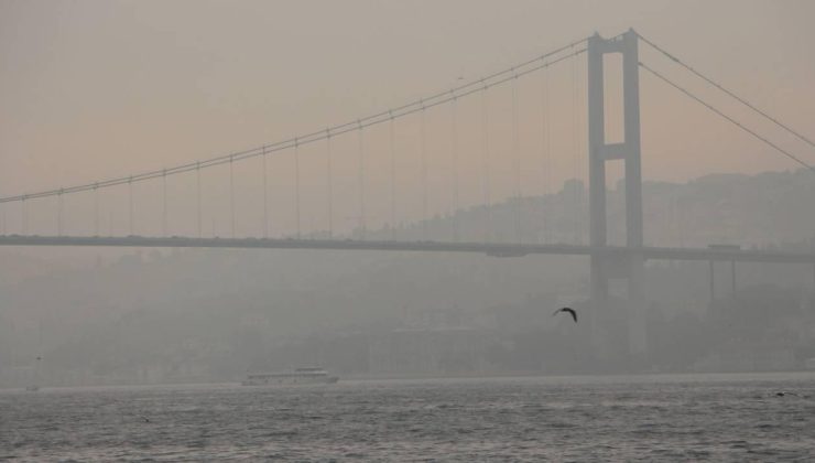 Sis nedeniyle Boğaz trafiği kapatıldı, vapurlar iptal edildi