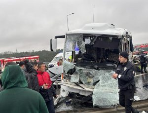 Kuzey Marmara Otoyolu’nda kaza: 30 yaralı
