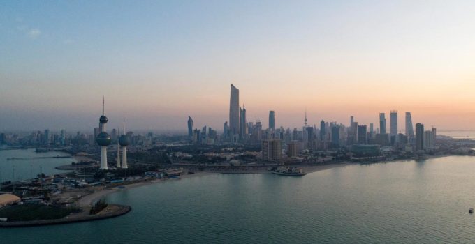 Kuveyt: 13 İHA saldırısı sonucu 1 kişi hayatını kaybetti