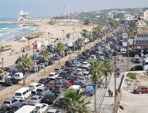 Lübnan’da göç dalgası büyüyor: Bir günde 100 bin kişi evini terk etti