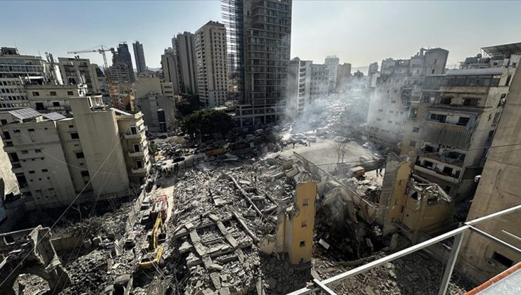 Katil İsrail, Lübnan’ın güneyindeki çok sayıda eve saldırı düzenledi