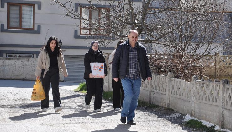 Lise öğrencilerinden ramazan dayanışması