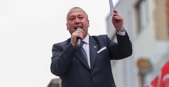 CHP’de Özkan Yalım’ın üyeliği askıya alındı