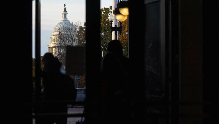 Anket: ABD’lilerin yüzde 53’ü dış politikada diğer ülkelerin çıkarının göz ardı edildiğini düşünüyor