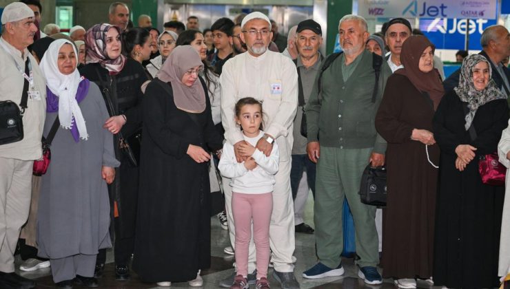 Ankara’dan ilk hac kafilesi dualarla uğurlandı
