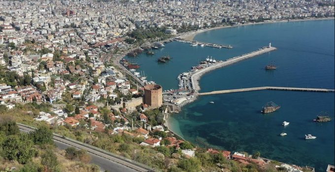 Antalya ve Akdeniz illerindeki yatırımlar teşvikle desteklenecek