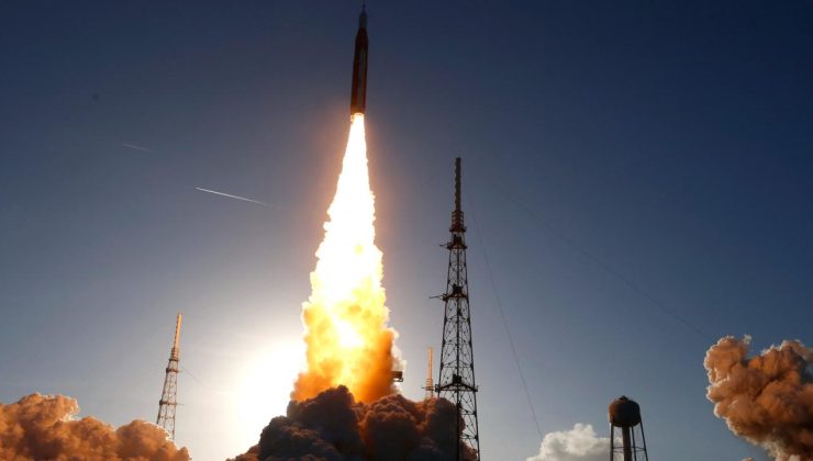 İnsanlık 54 yıl sonra yeniden Ay yolunda