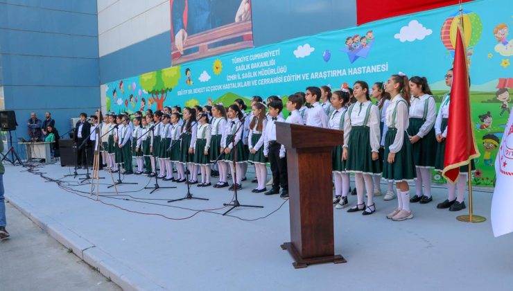 Hastanede tedavi gören çocuklara “23 Nisan” sürprizi