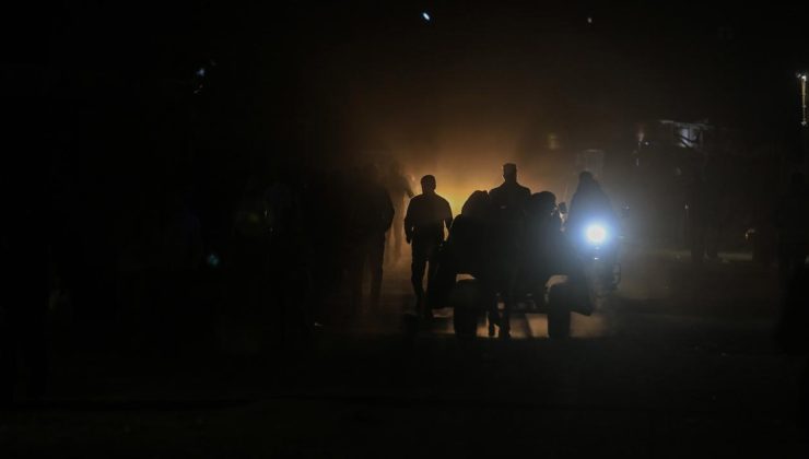 Katil İsrail’in Gazze’ye düzenlediği saldırıda 3’ü çocuk 5 Filistinli hayatını kaybetti