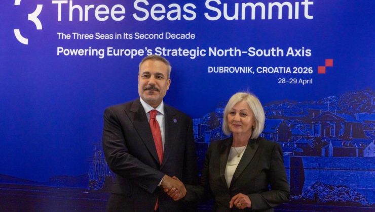 Dışişleri Bakanı Fidan, Bosna Hersek Bakanlar Konseyi Başkanı Kristo ile görüştü