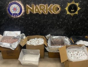İstanbul’da 247 bin 500 sentetik ecza hap ele geçirildi