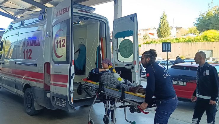 Adana’da işçileri taşıyan midibüs devrildi: 17 yaralı