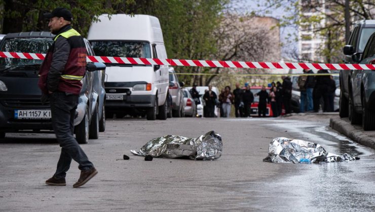 Kiev’de kimliği belirsiz bir kişinin ateş açması sonucu 6 kişi öldü