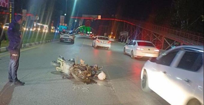 İki motosikletin çarpıştığı kazada polis memuru hayatını kaybetti