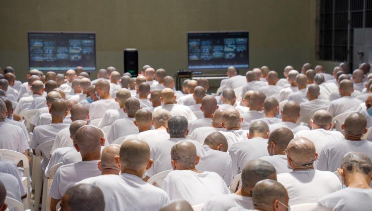 Böyle dava görülmedi: 47 bin suçtan yargılanıyorlar