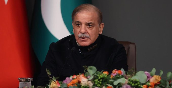 Pakistan Başbakanı Şerif: İran Cumhurbaşkanı ile yapıcı bir görüşme gerçekleştirdik