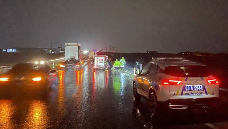 Şanlıurfa’da otomobil şarampole devrildi: 6 yaralı