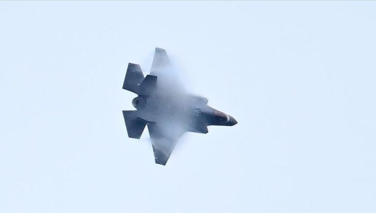 AP: Pentagon’dan yazılan bir e-postaya göre, ABD ordusu ‘bir uçağın düşürüldüğüne’ dair bildirim aldı