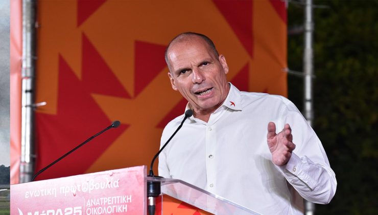 Eski Yunanistan Maliye Bakanı Varoufakis, Küresel Sumud Filosu’na müdahalede ülkesini suçladı