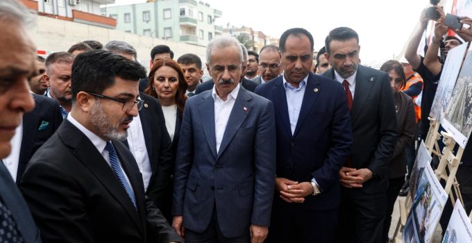 Bakan Uraloğlu, Mersin-Adana-Osmaniye-Gaziantep Hızlı Tren Projesi’ni inceledi