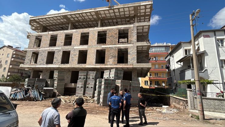 Aksaray’da inşaattan düşen işçi hayatını kaybetti