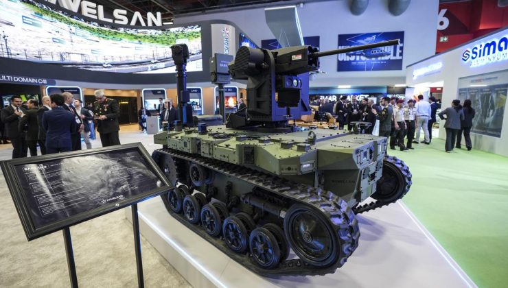 Yeni insansız kara aracı “BARKAN 3” vitrine çıktı