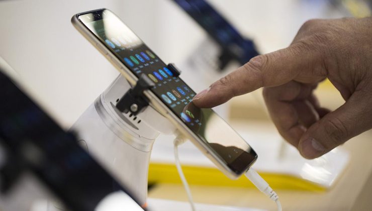 Ticaret Bakanlığından sıfır cep telefonuna taksit açıklaması