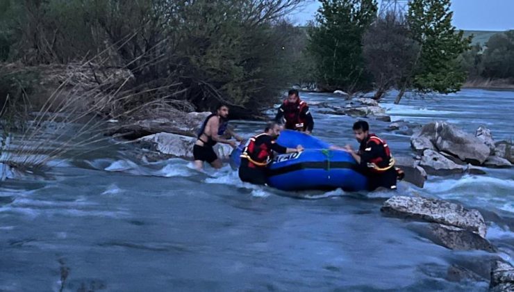 Dicle Nehri’nde mahsur kalan kişi kurtarıldı